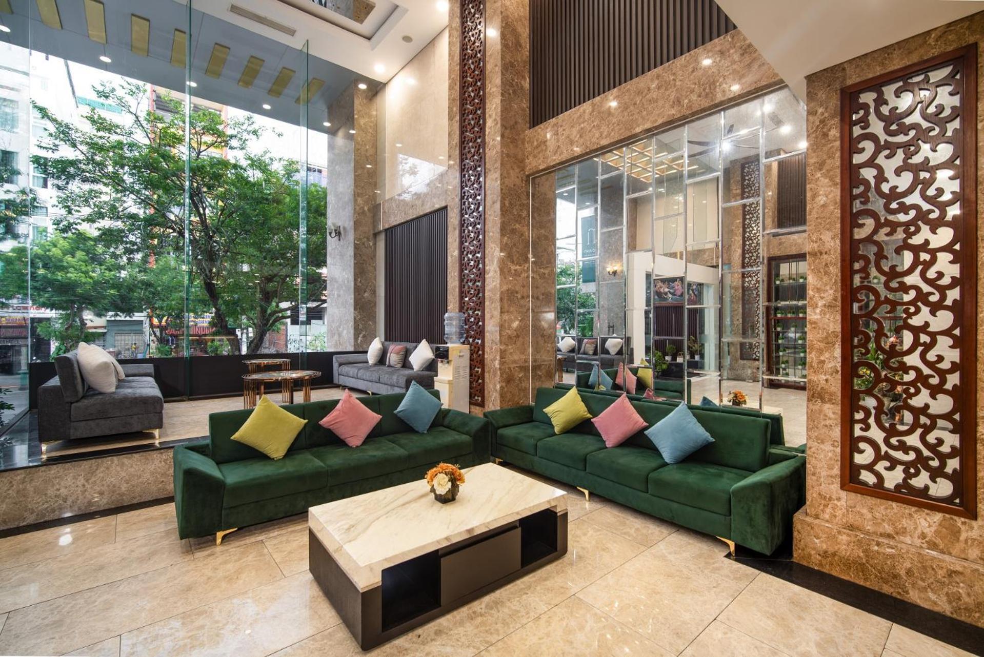 Crystal Hotel By Ha My Da Nang Luaran gambar